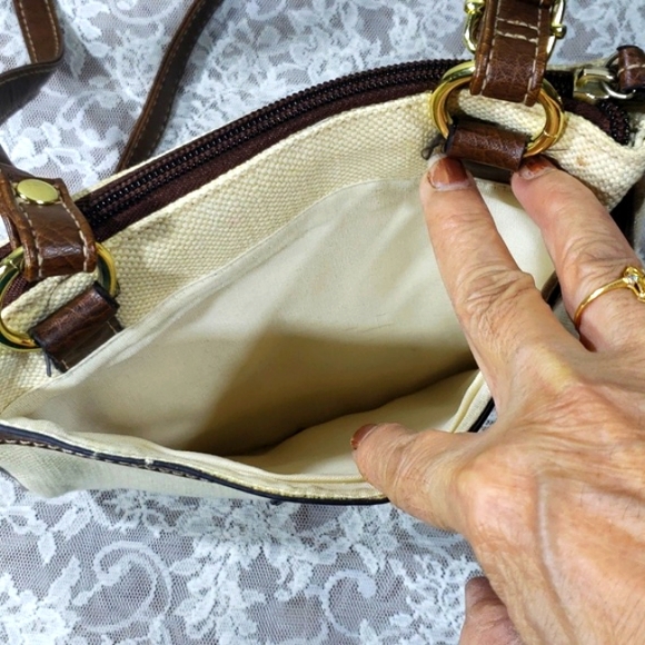 Relic Beautiful Butterfly Medium Purse /Bag Cream Tone & Brown Accents. - Picture 9 of 17